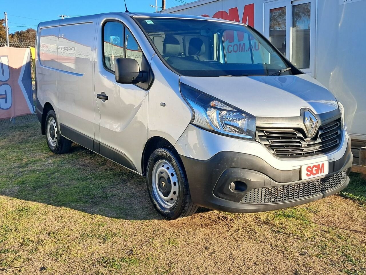 2019 RENAULT TRAFIC X82 MY17 SWB LOW (85kW) 6 SP MANUAL 4D VAN