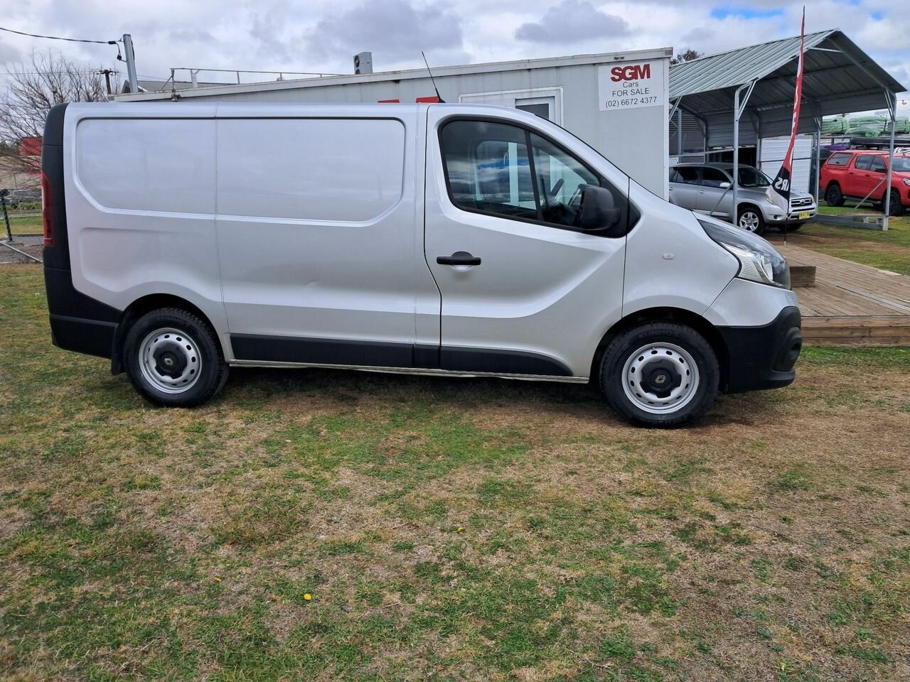 2019 RENAULT TRAFIC X82 MY17 SWB LOW (85kW) 6 SP MANUAL 4D VAN