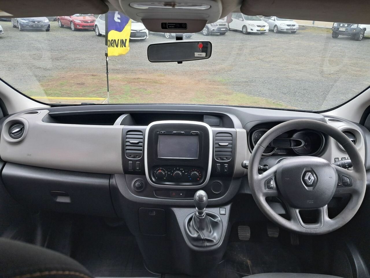 2019 RENAULT TRAFIC X82 MY17 SWB LOW (85kW) 6 SP MANUAL 4D VAN