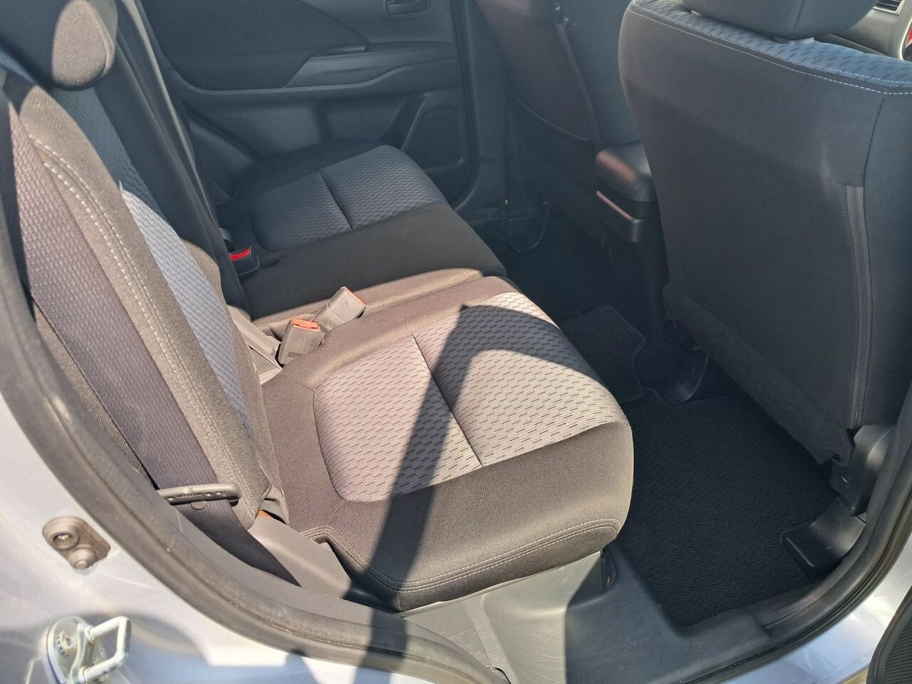 2014 MITSUBISHI OUTLANDER ZJ MY14 ES (4x2) CONTINUOUS VARIABLE 4D WAGON