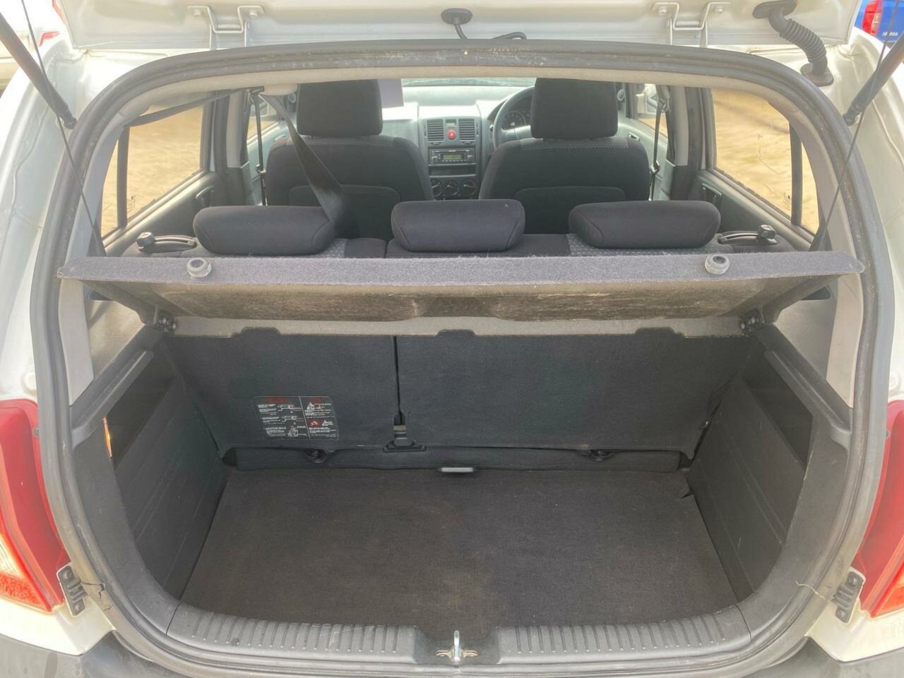 2009 HYUNDAI GETZ TB MY09 S 5 SP MANUAL 5D HATCHBACK