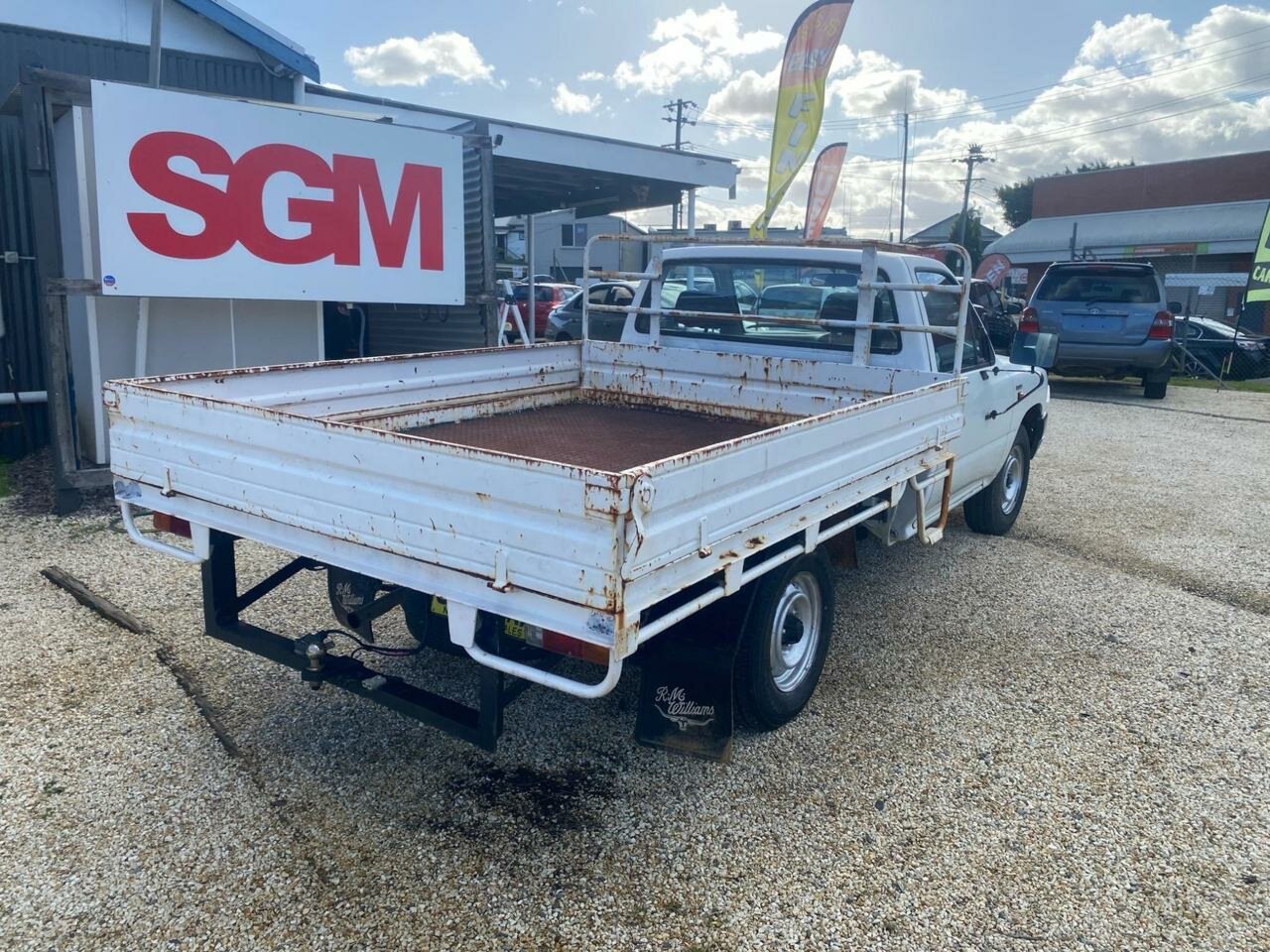 1994 TOYOTA HILUX RN85R 5 SP MANUAL C/CHAS