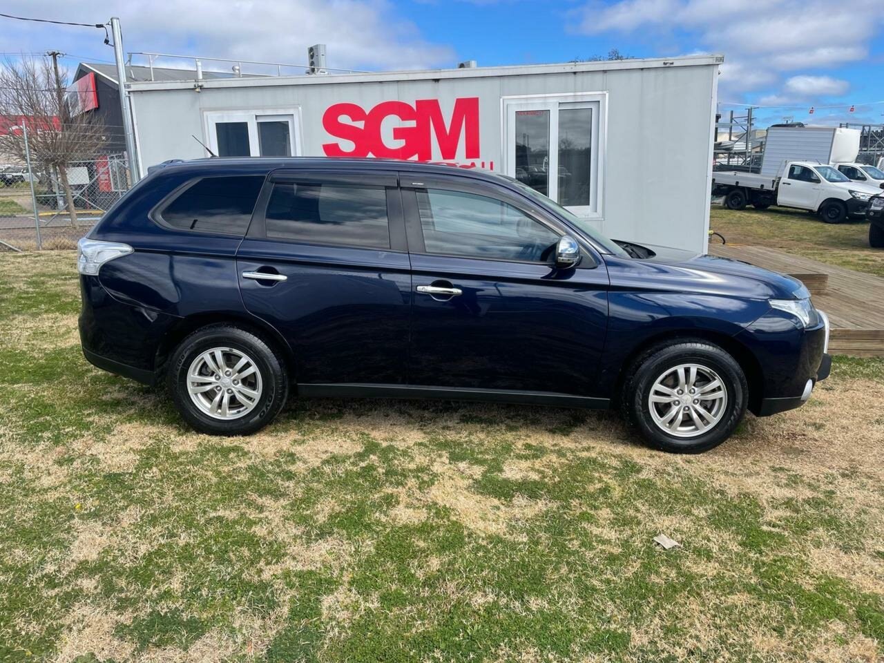 2013 MITSUBISHI OUTLANDER ZJ LS (4x2) CONTINUOUS VARIABLE 4D WAGON