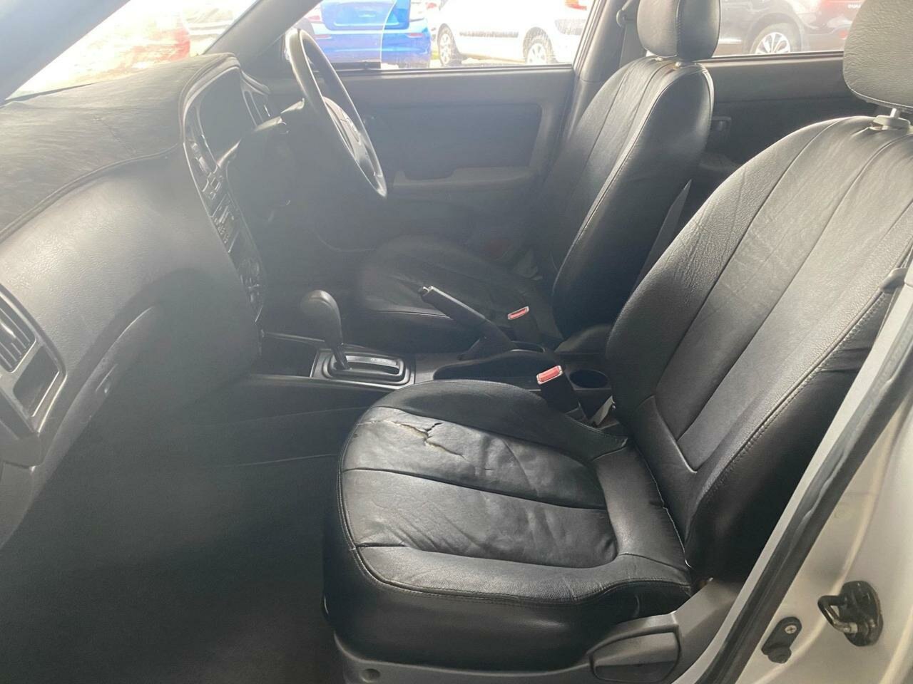 2005 HYUNDAI ELANTRA XD MY05 FX 2.0 HVT 4 SP AUTOMATIC 4D SEDAN