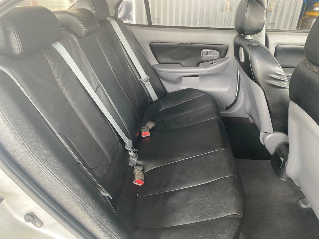 2005 HYUNDAI ELANTRA XD MY05 FX 2.0 HVT 4 SP AUTOMATIC 4D SEDAN