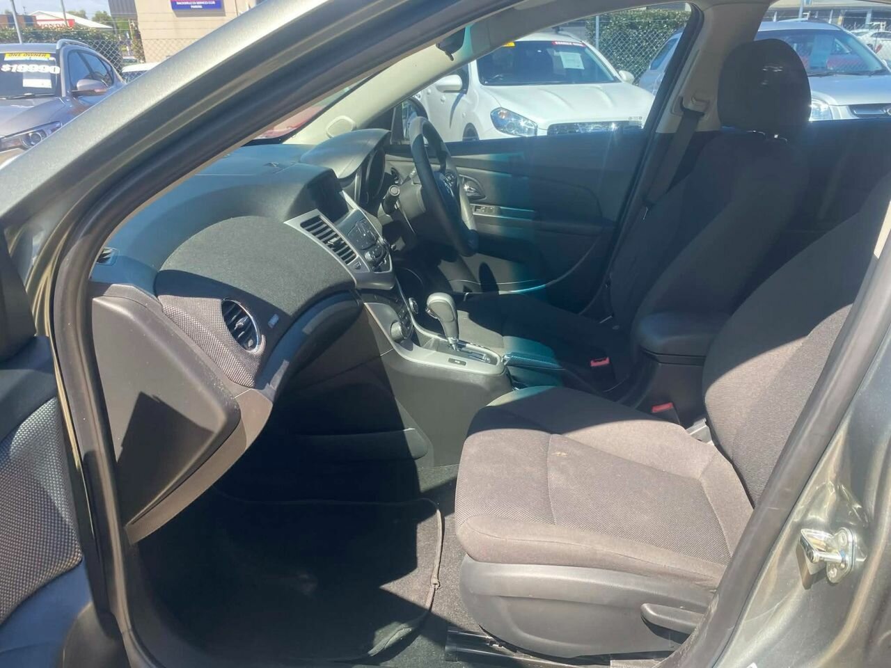 2015 HOLDEN CRUZE JH MY14 EQUIPE 6 SP AUTOMATIC 4D SEDAN