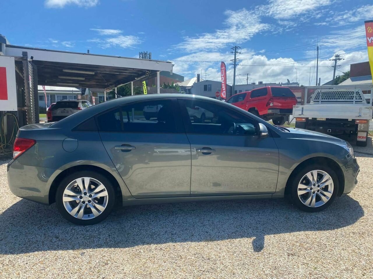 2015 HOLDEN CRUZE JH MY14 EQUIPE 6 SP AUTOMATIC 4D SEDAN