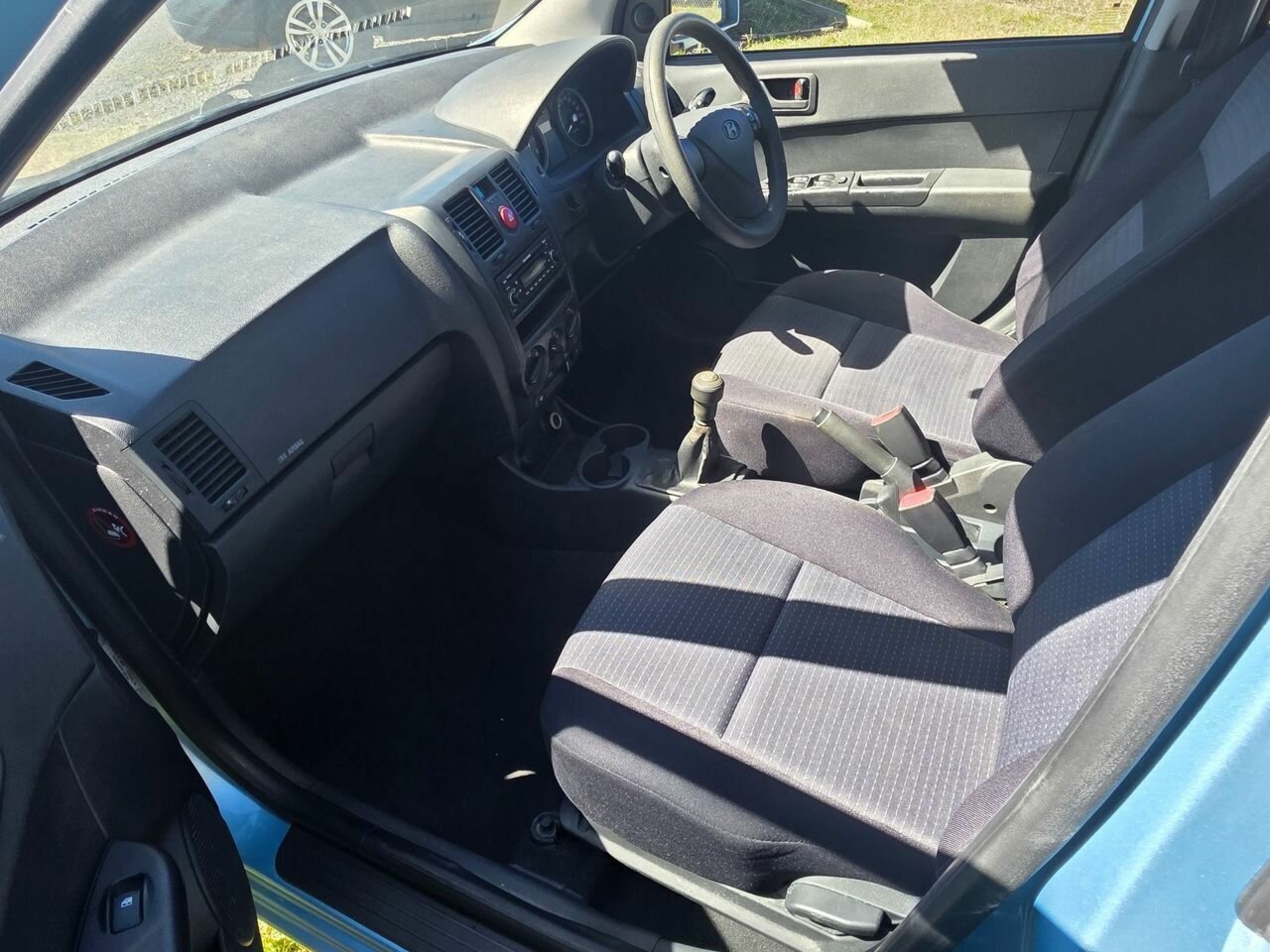 2010 HYUNDAI GETZ TB MY09 S 5 SP MANUAL 5D HATCHBACK