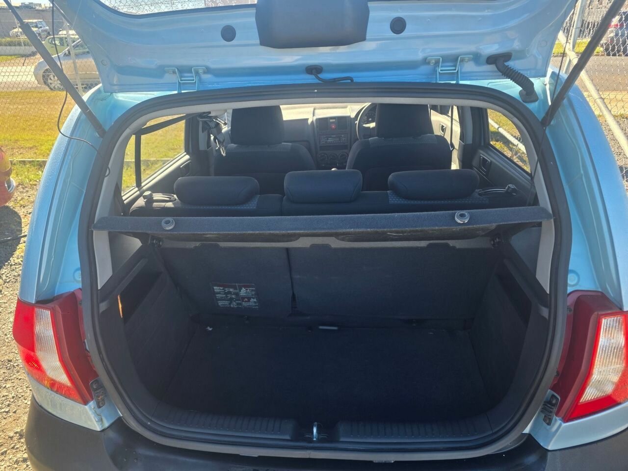 2010 HYUNDAI GETZ TB MY09 S 5 SP MANUAL 5D HATCHBACK