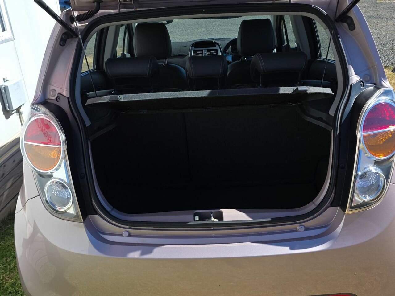 2010 HOLDEN BARINA SPARK MJ CD 5 SP MANUAL 5D HATCHBACK