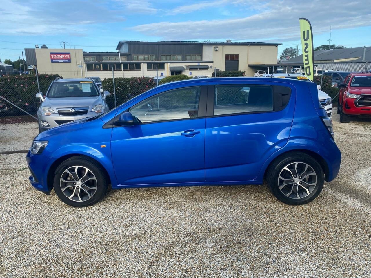 2017 HOLDEN BARINA TM MY18 LS 6 SP AUTOMATIC 5D HATCHBACK