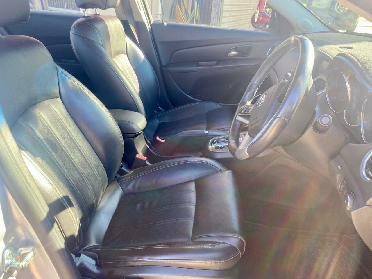 2013 HOLDEN CRUZE JH MY14 SRi V 6 SP AUTOMATIC 4D SEDAN