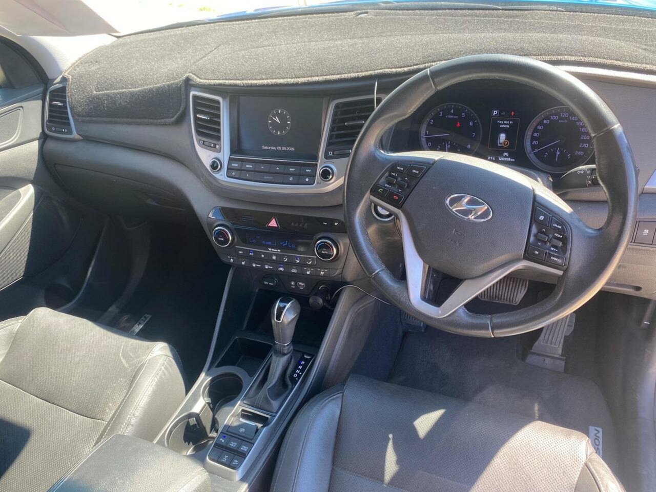 2017 HYUNDAI TUCSON TLE2 MY18 HIGHLANDER (AWD) BEIGE 7 SP AUTO DUAL CLUTCH 4D WAGON