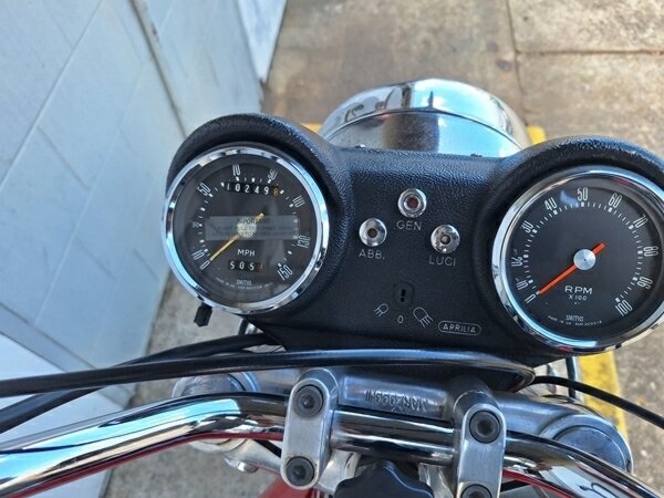 1972 DUCATI 750GT ROAD