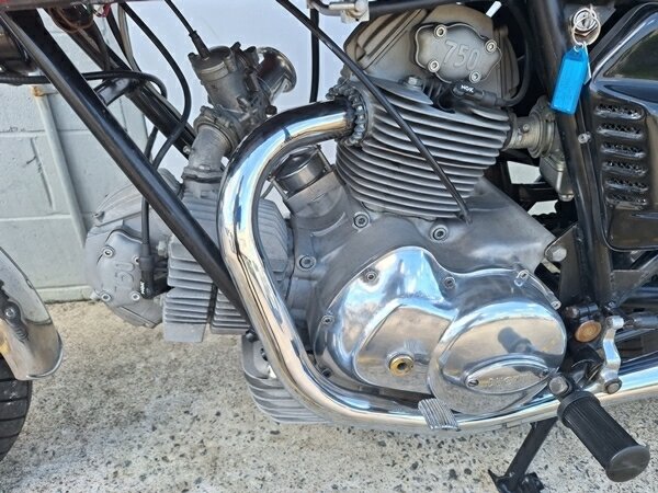 1972 DUCATI 750GT ROAD