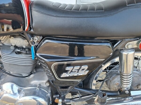 1972 DUCATI 750GT ROAD