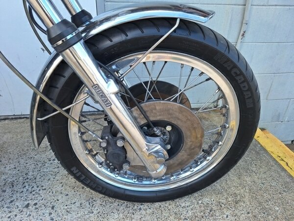 1972 DUCATI 750GT ROAD