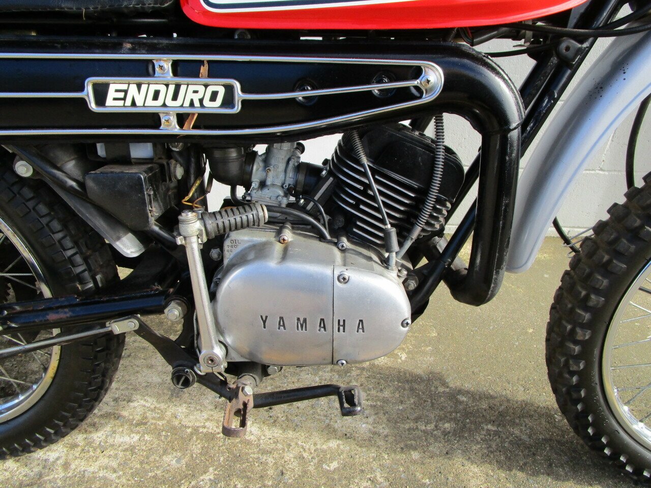 1975 YAMAHA DT125 ROAD