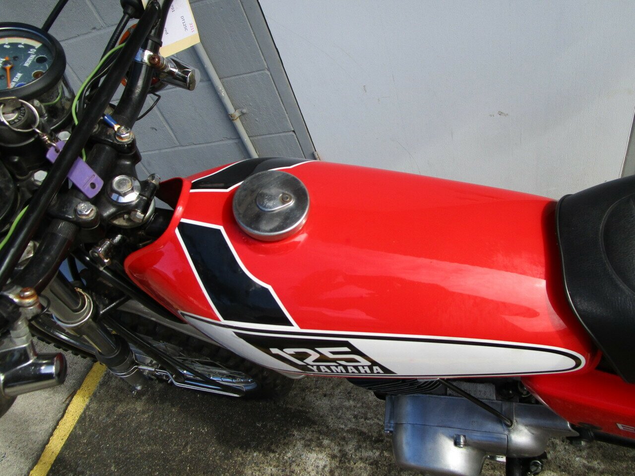 1975 YAMAHA DT125 ROAD