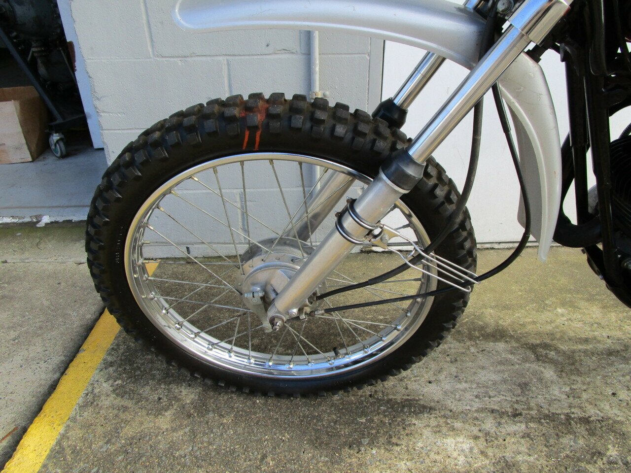 1975 YAMAHA DT125 ROAD