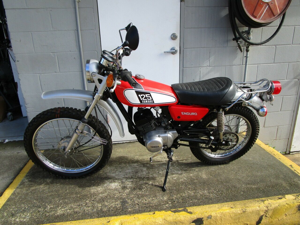 1975 YAMAHA DT125 ROAD