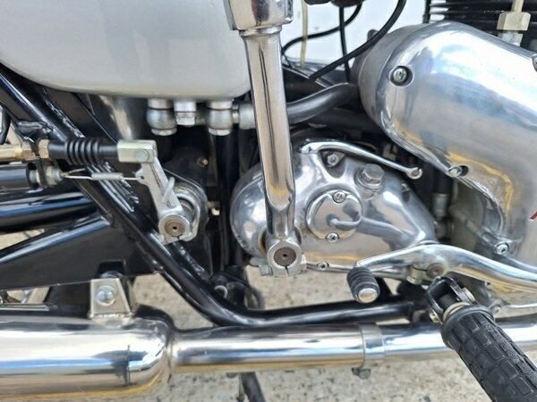 1969 KAWASAKI W2SS ROAD
