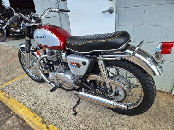 1969 KAWASAKI W2SS ROAD