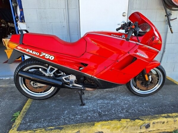 1988 DUCATI 750 PASO ROAD