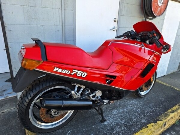 1988 DUCATI 750 PASO ROAD