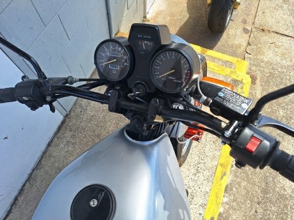 1990 SUZUKI GS550 KATANA ROAD