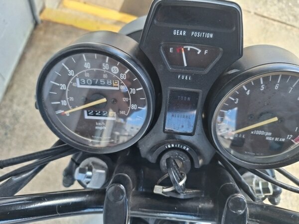 1990 SUZUKI GS550 KATANA ROAD
