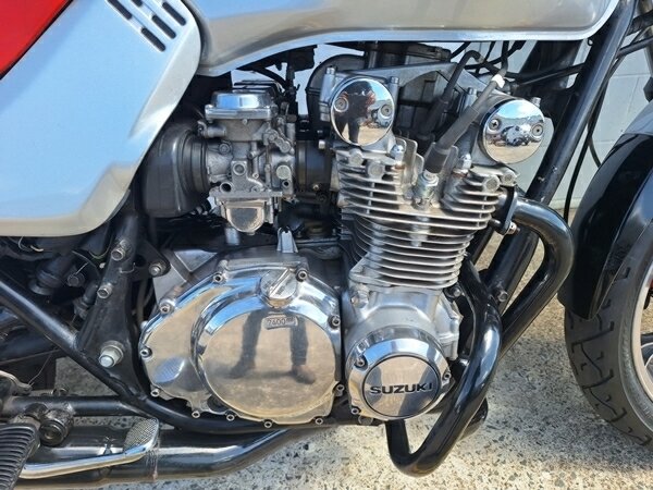 1990 SUZUKI GS550 KATANA ROAD