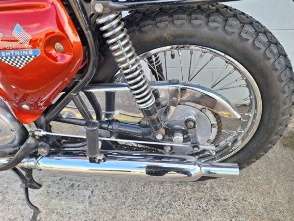 1969 BSA A65L LIGHTNING ROAD