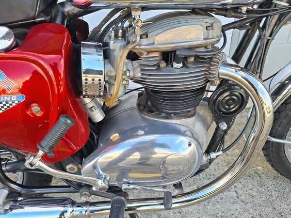 1969 BSA A65L LIGHTNING ROAD