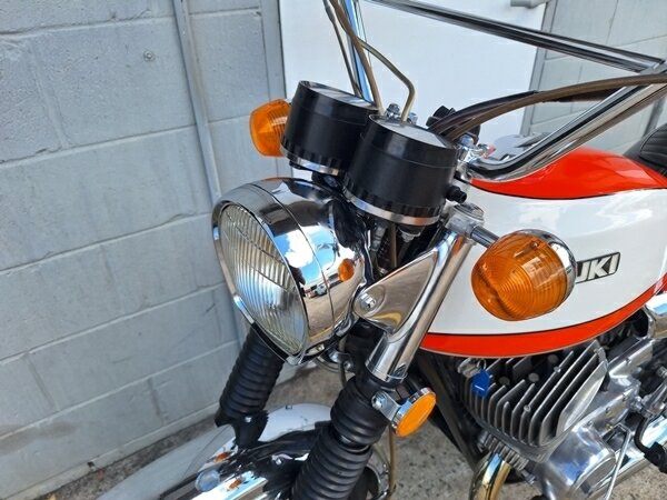 1972 SUZUKI T500 ROAD