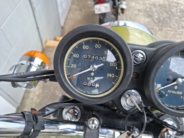 1972 SUZUKI GT550 ROAD