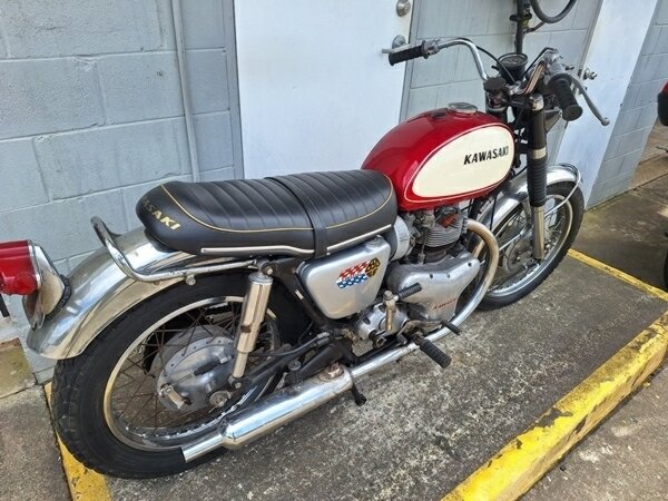 1967 KAWASAKI W2SS ROAD