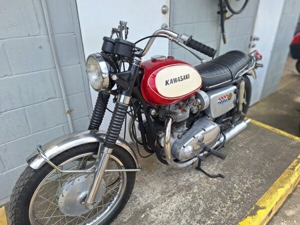 1967 KAWASAKI W2SS ROAD