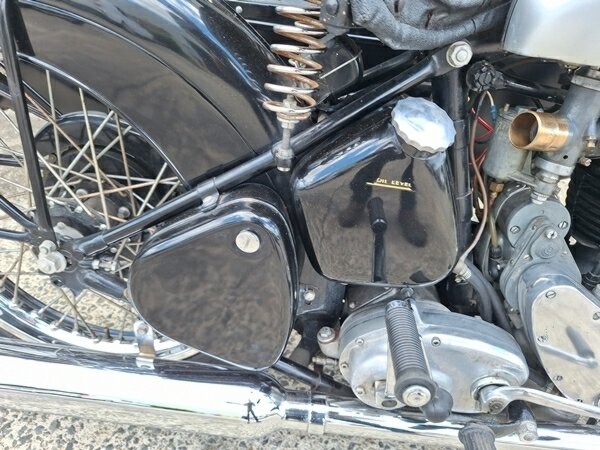 1940 BSA M23 SILVER STAR OUTFIT