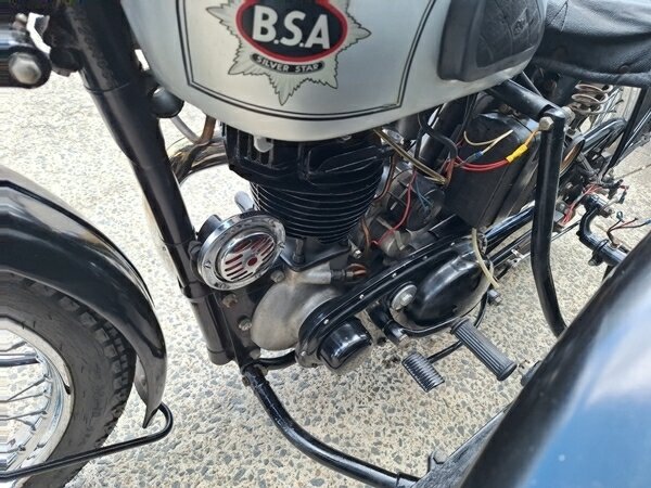 1940 BSA M23 SILVER STAR OUTFIT