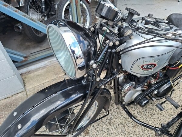 1940 BSA M23 SILVER STAR OUTFIT