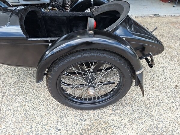 1940 BSA M23 SILVER STAR OUTFIT