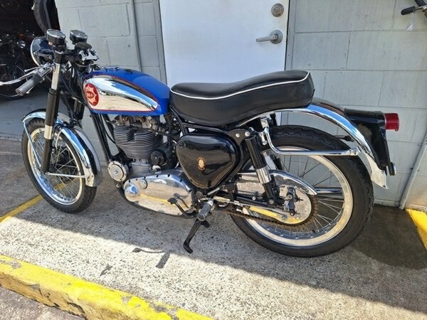1960 BSA DBD34 GOLDSTAR ROAD