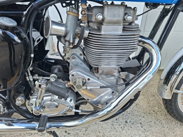 1960 BSA DBD34 GOLDSTAR ROAD