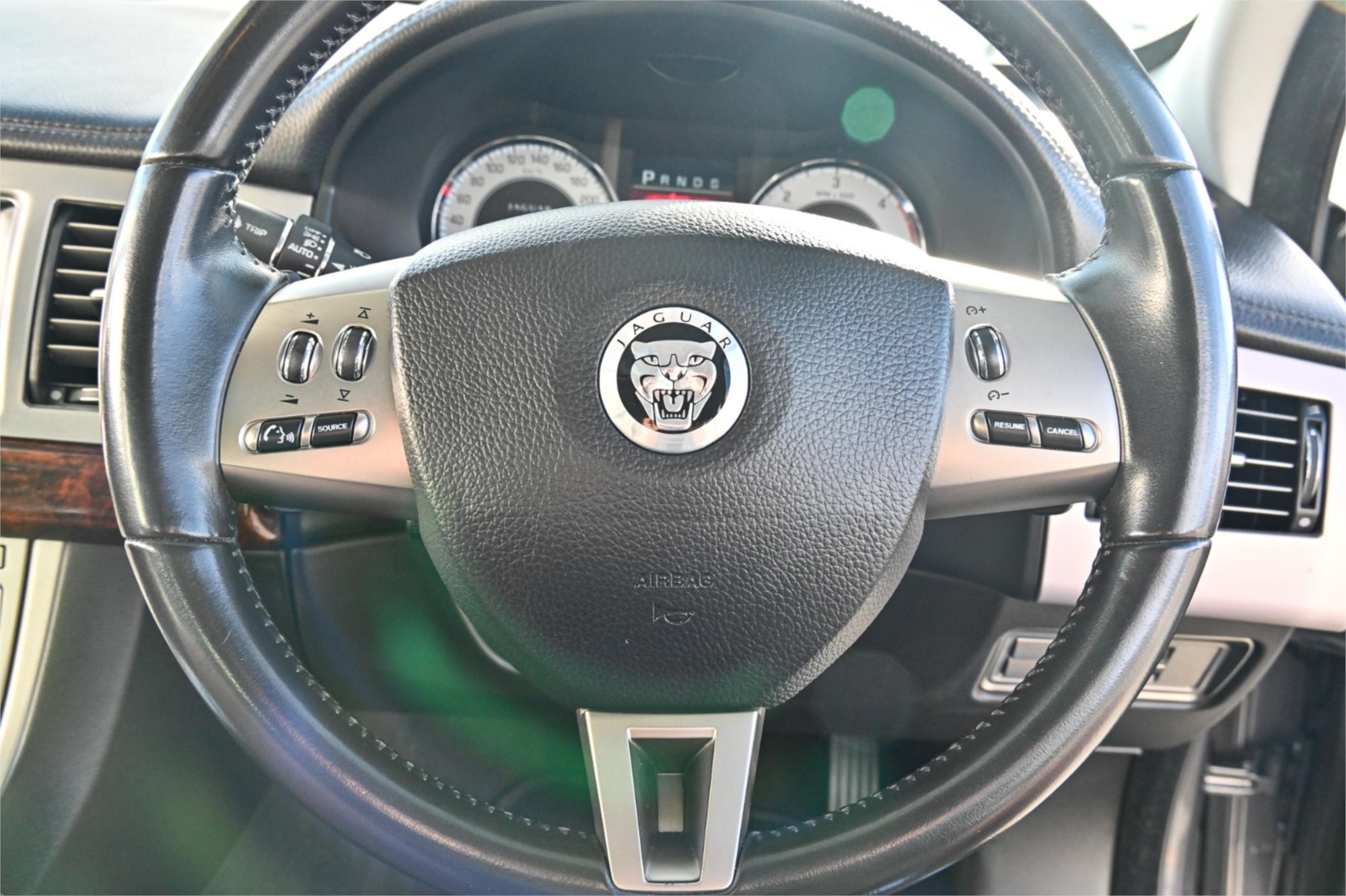 2010 JAGUAR XF MY11 3.0 V6 DIESEL S LUXURY 6 SP AUTOMATIC 4D SEDAN