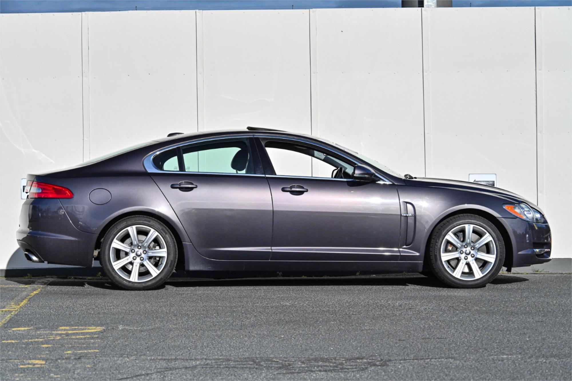 2010 JAGUAR XF MY11 3.0 V6 DIESEL S LUXURY 6 SP AUTOMATIC 4D SEDAN