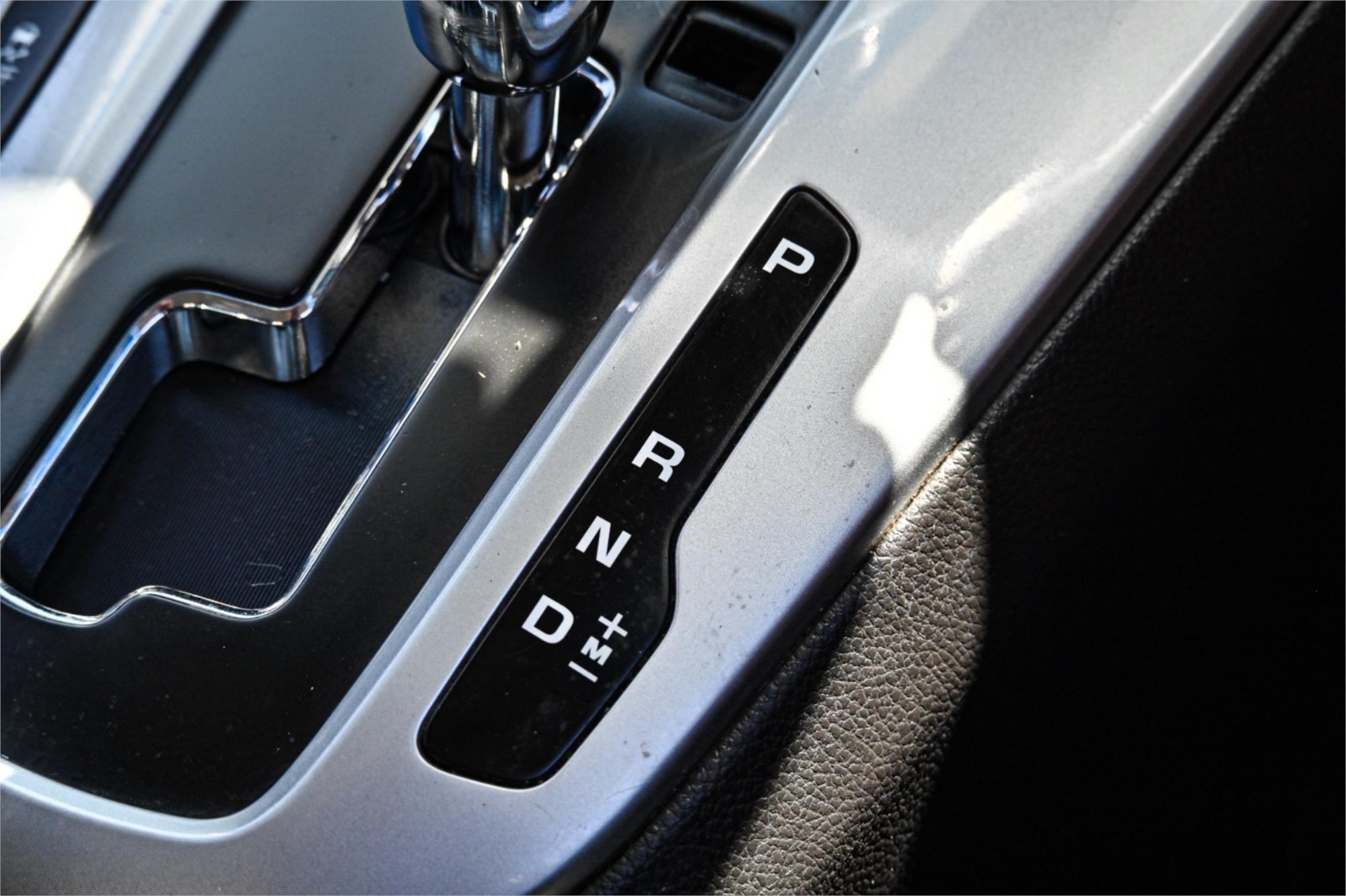 2014 HOLDEN CRUZE JH MY14 EQUIPE 6 SP AUTOMATIC 5D HATCHBACK