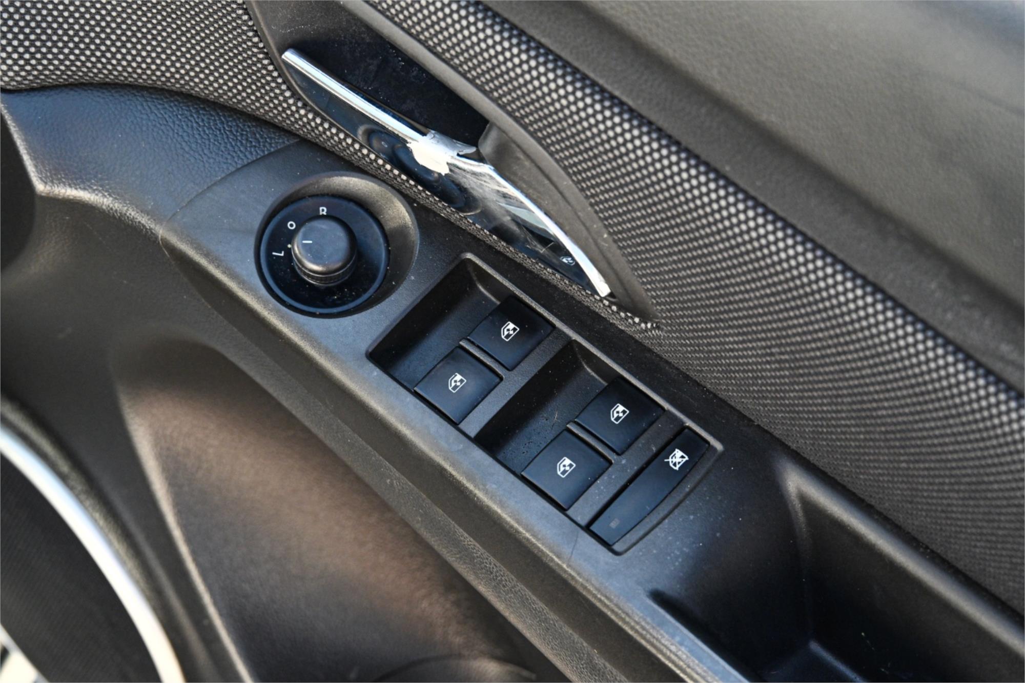 2014 HOLDEN CRUZE JH MY14 EQUIPE 6 SP AUTOMATIC 5D HATCHBACK