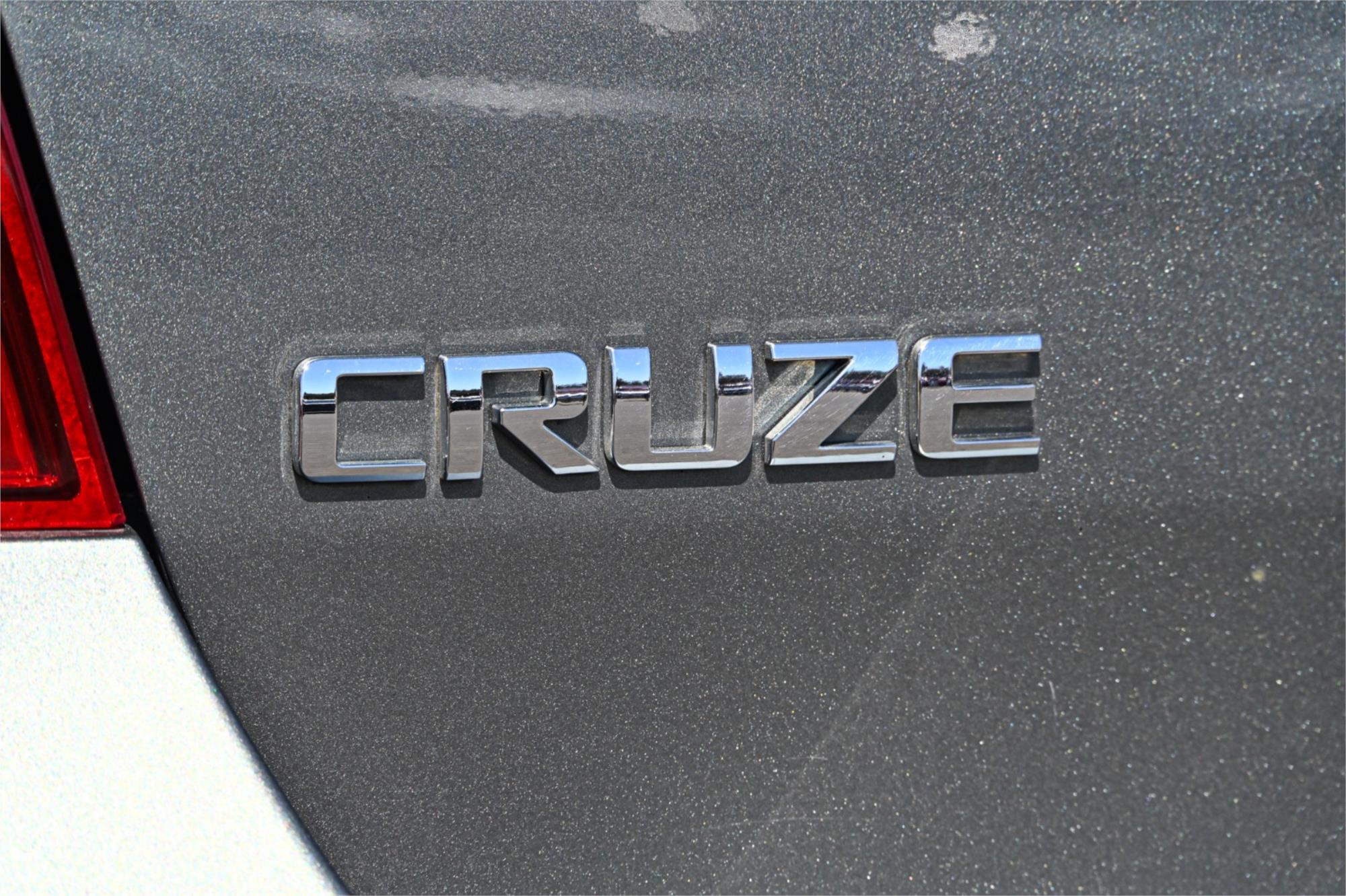 2014 HOLDEN CRUZE JH MY14 EQUIPE 6 SP AUTOMATIC 5D HATCHBACK