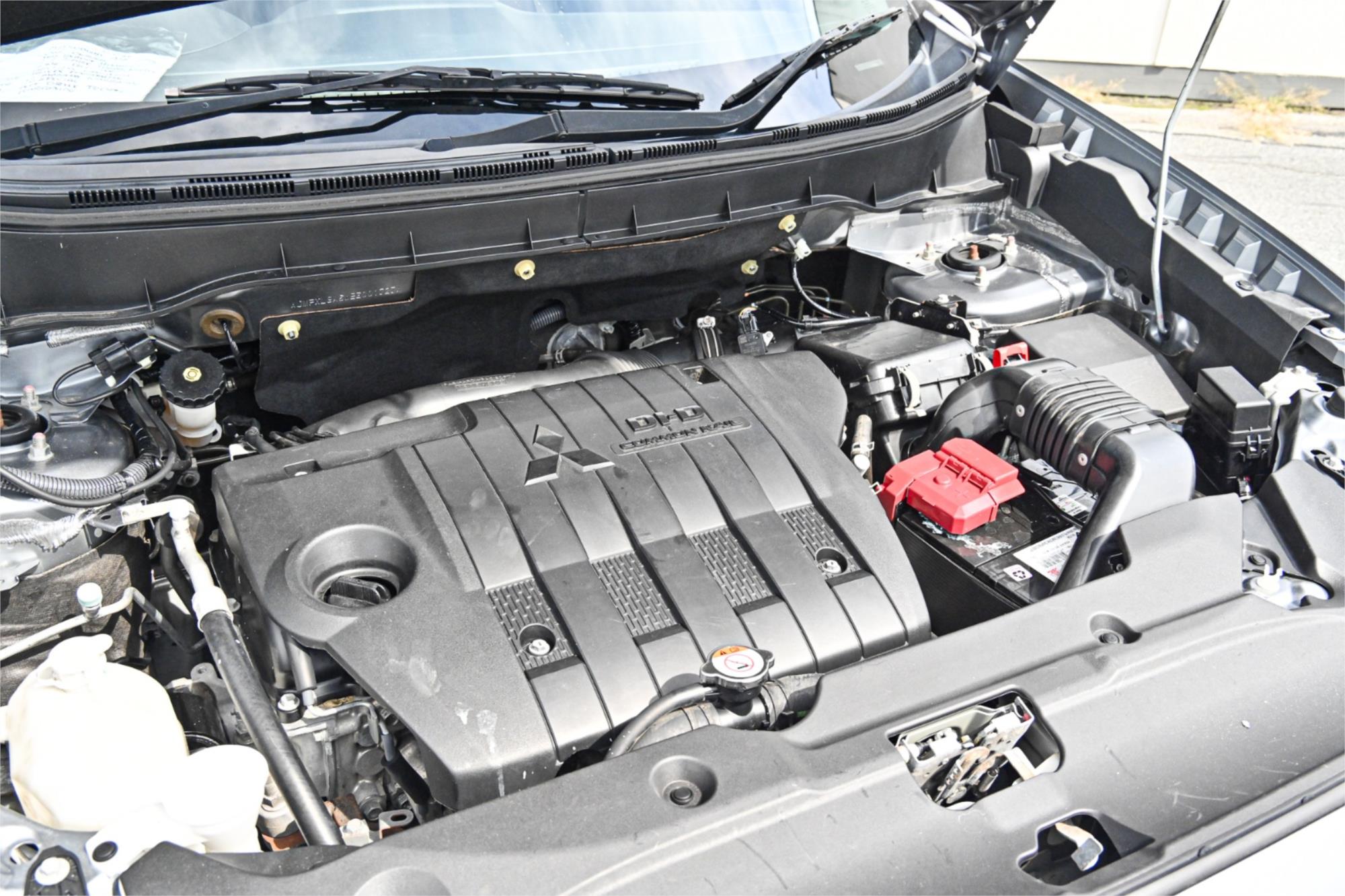 2014 MITSUBISHI ASX XB MY14 (2WD) CONTINUOUS VARIABLE 4D WAGON